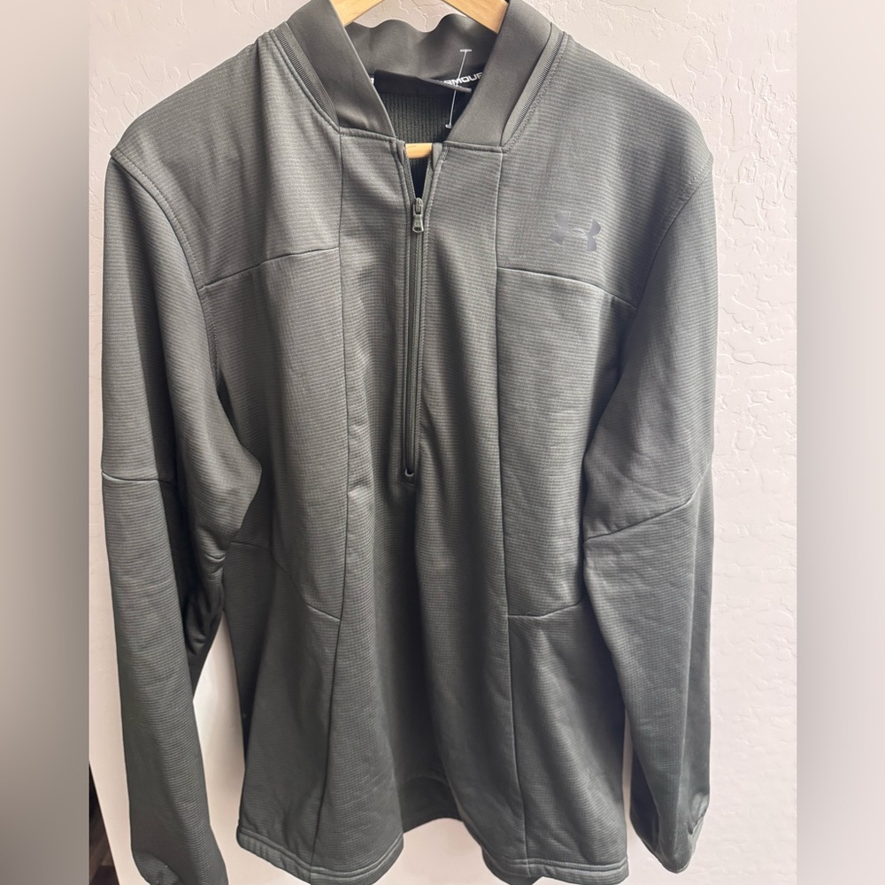 Under Armour Men's Green Sweater